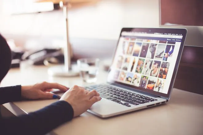 Рекламники продали чотири квартири у Луцьку через PornHub