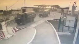 З окупованого Криму рухається колона російської військової техніки (відео)