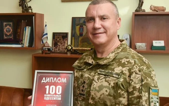 Він не в курсі: родина одеського воєнкома придбала в Іспанії майна на мільйони (відео)