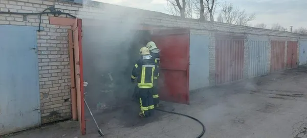 Приборканий вогонь і врятовані діти: неспокійна доба волинських рятувальників (фото)