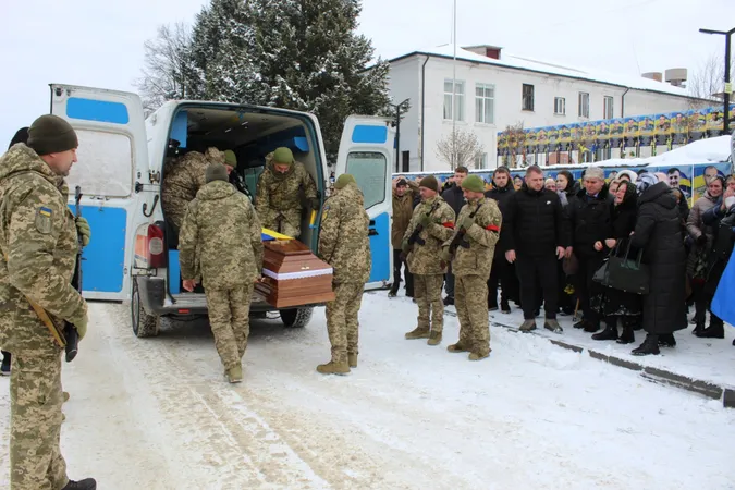 На Волині попрощалися із воїном Володимиром Лавренюком, який загинув від ворожого дрона
