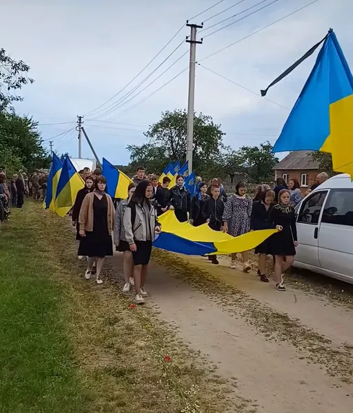 Невимовна втрата: на Волині попрощалися із воїном Віталієм Ткачуком (фото)