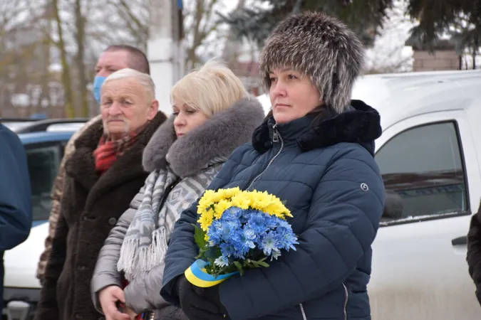 Битва під Крутами: в Луцьку вшанували пам’ять Героїв (фото)