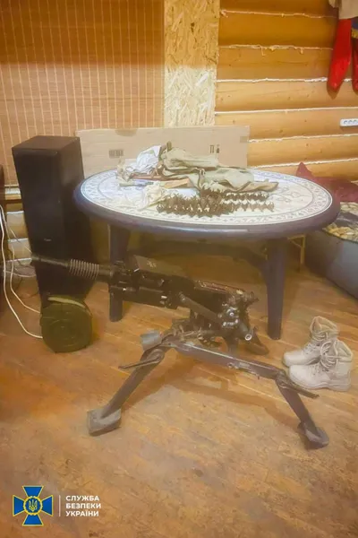 Затримали до зубів озброєну банду, яка 5 років переховувалася (фото, відео)
