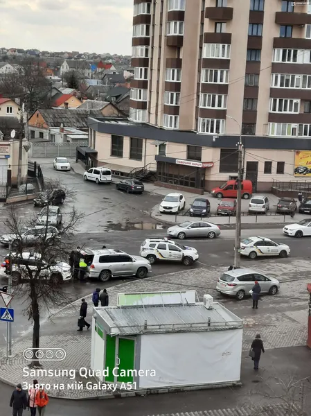 У Луцьку зупинили «шумахера», який перевищив швидкість і втікав від поліції (фото)