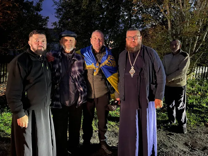 Воїн не стримував сліз: у Луцький район з полону повернувся Олексій Філімонов (фото)