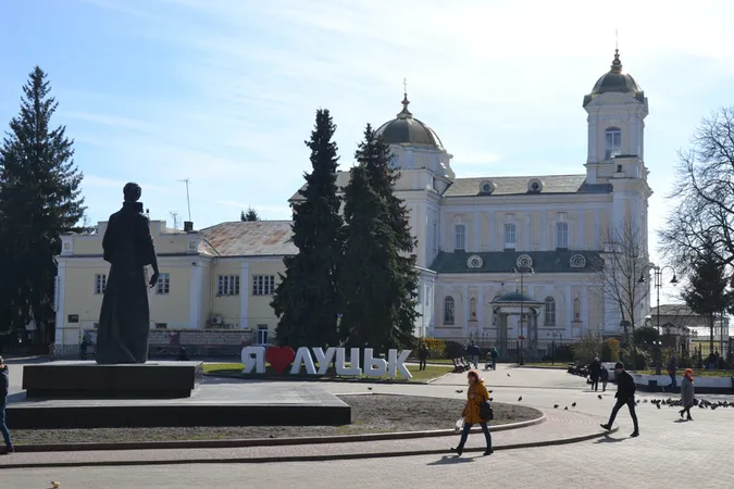 Луцьк напередодні великого карантину (фото)