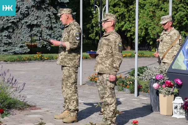 На Волині родині загиблого воїна Юрія Куха вручили його відзнаку «Комбатантський хрест» (фото)