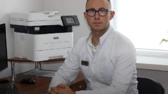 Судили, але не звільнили: невропатолог з Ковеля, який вигадував діагнози ухилянтам, працює далі (фото)