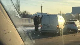 У Луцьку сталася ДТП: Ford «наздогнав» Renault (фото)