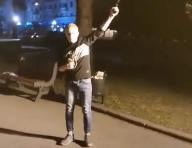 У центрі Луцька невідомі влаштували стрілянину (відео)