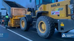 Між Положевим і Любомлем: на найдовшому автошляху Волині облаштовують узбіччя (фото)