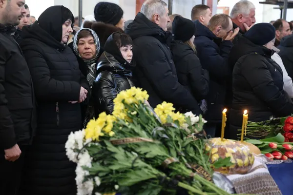 У Луцьку попрощалися з двома загиблими на Донеччині воїнами (фото)