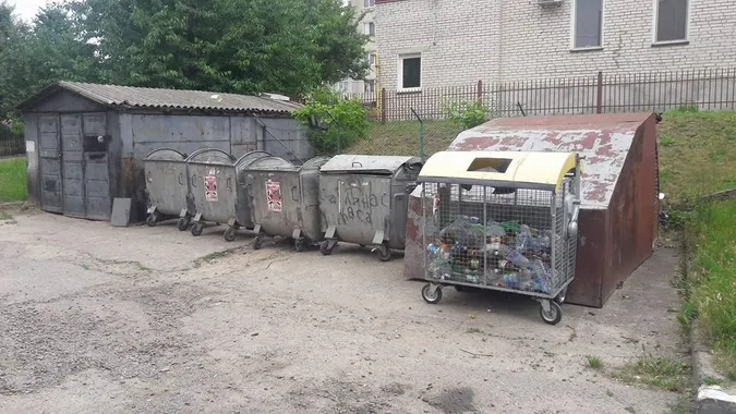Які тимчасові споруди демонтують в Луцьку: перелік