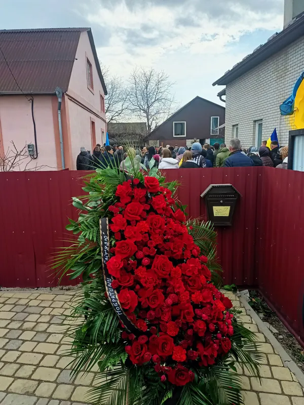 У Луцькому районі попрощалися із молодим воїном Станіславом Романенком (фото)