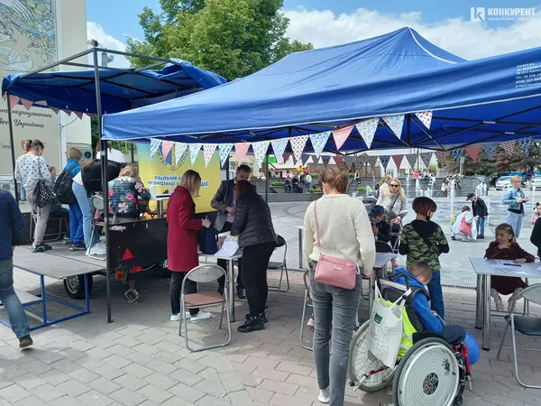 У центрі Луцька організували свято для дітей (фото)