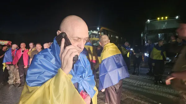 Наші – вдома: відбувся дев’ятий етап обміну полоненими (фото)