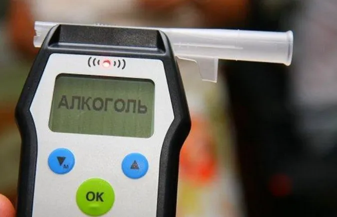 Заплатить 17 тисяч: під Луцьком спіймали п'яного водія без «прав»
