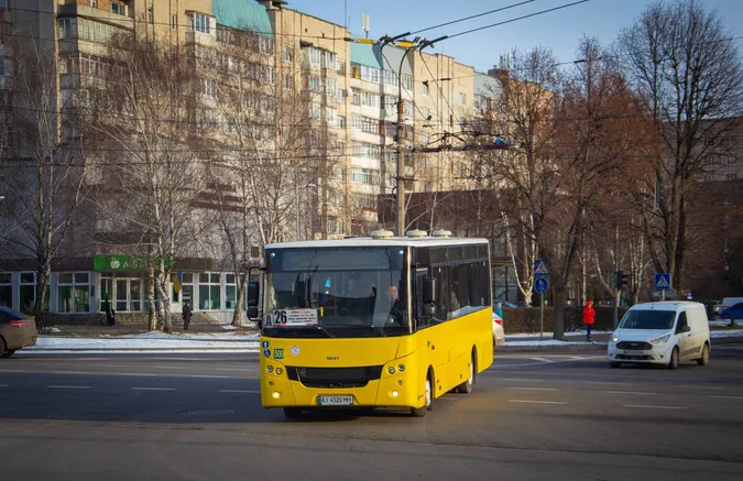 На вулиці Луцька виїхав новий маршрутний автобус (фото)