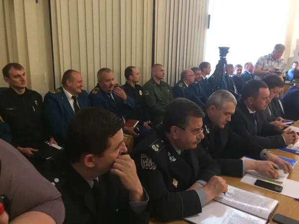 Вважаю недопустимими черги на «Ягодині», – Порошенко