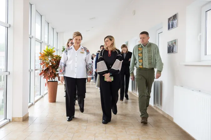 Тут лікують не лише тіло, а й душу, – Олена Зеленська про Волинський перинатальний центр (фото)