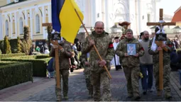 У Луцьку провели в останню дорогу двох Героїв, Євгенія Філяса та Тараса Медведчука (фото)