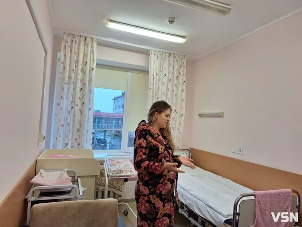 Зворушлива мить: у луцькому перинатальному військовий зустрів новонароджену донечку (фото)