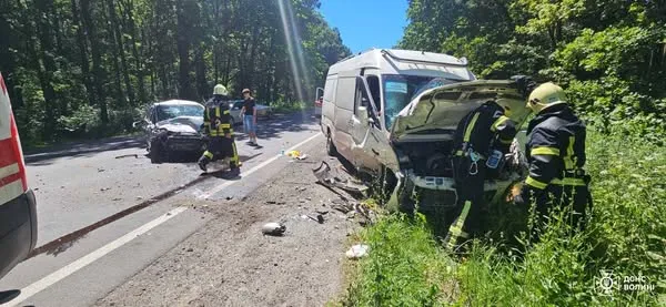Машини – вщент: під Луцьком стались дві страшні аварії (фото)