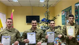На Волині кращих прикордонників-строковиків нагородили цукерками (фото)