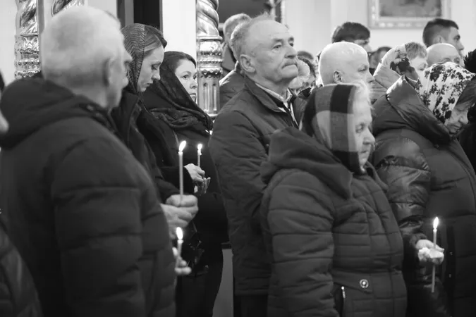 Загинув на Донеччині: у Луцьку попрощалися з розвідником Едуардом Ковальчуком (фото)