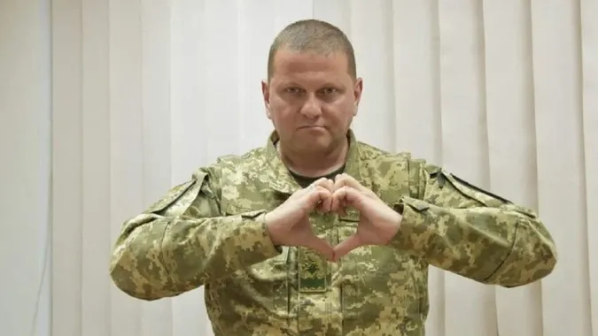 У Луцьку продають побачення із Залужним