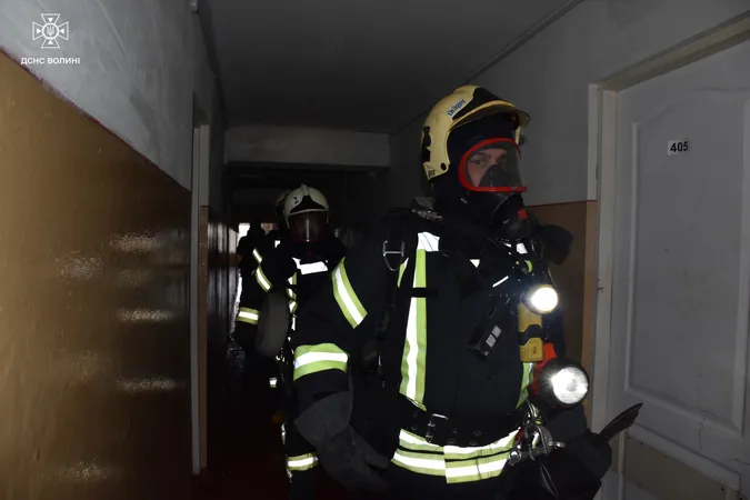 У Луцьку з гуртожитку евакуювали студентів: що сталося (фото)