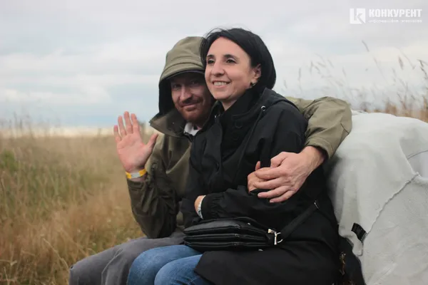 Пісні під гітару і вогонь до неба: як минув акустичний вечір на Бандерштаті (фото)