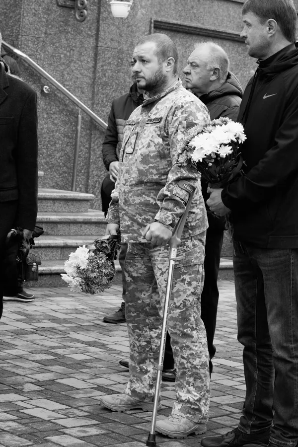 У Луцьку провели в останню дорогу загиблого Героя Юрія Сапожника (фото)
