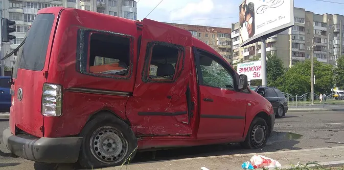 Стан важкий: постраждалий в ДТП у Луцьку хлопчик – у лікарні (відео)