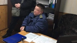 СБУ показала фото із затримання волинських митників на хабарі