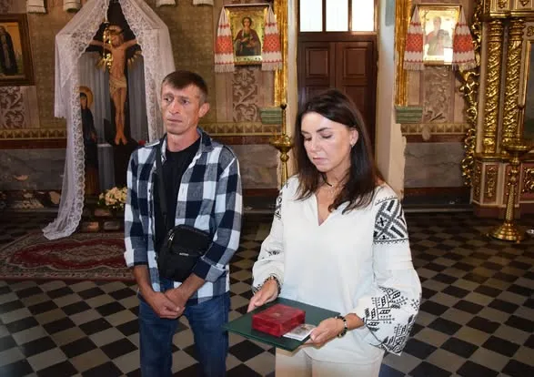У Луцьку родини загиблих прикордонників отримали відзнаки захисників (фото)