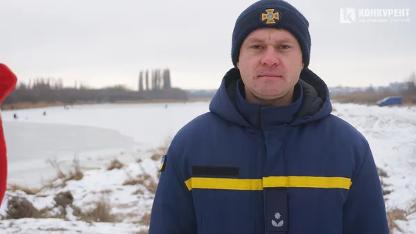 Мовчазні рибалки та мертві окуні: що коїться на Стиру у Луцьку (фото)