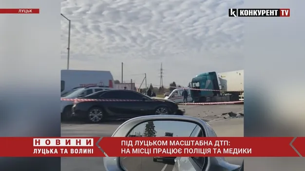 На об’їзній у Рованцях – масштабна аварія (фото, відео)