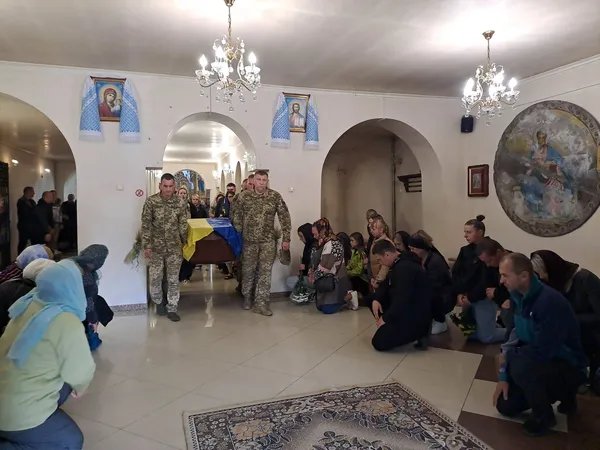 На Волині попрощалися з полеглим нацгвардійцем Володимиром Якимовичем (фото)