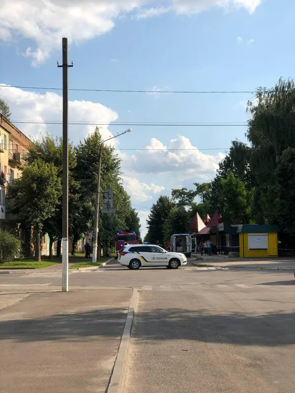 У Нововолинську, ймовірно, замінували кіоск із пельменями (фото)