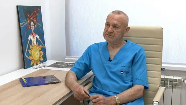 53 роки рятує життя: історія волинського хірурга-проктолога Миколи Карабана (фото)