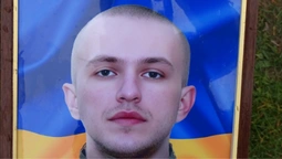 На Волині попрощалися із померлим воїном Денисом Гаврилюком (фото)