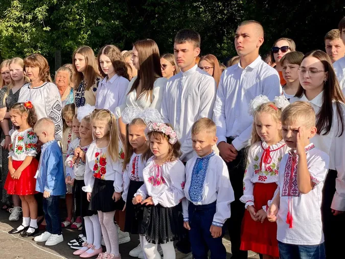 Як пройшов перший дзвоник в Нововолинську (фото)
