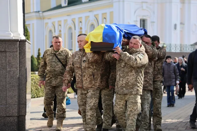 У Луцьку попрощалися з Героєм Артемом Зубком (фото)
