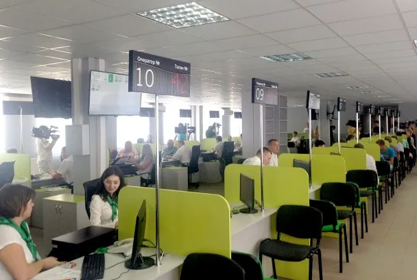 Волинян кличуть на стажування в сервісні центри МВС