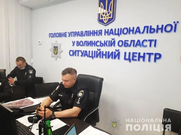 Поліцейська спецоперація у Луцьку тривала понад 6 годин (фото)
