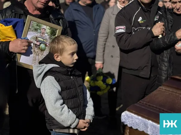 Назавжди 40: на Волині попрощалися із полеглим воїном Євгеном Шмигельським (фото)