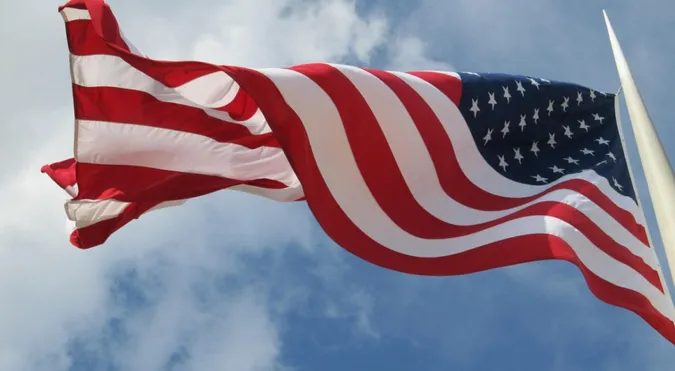 Поляки зможуть їздити до США без віз з 11 листопада