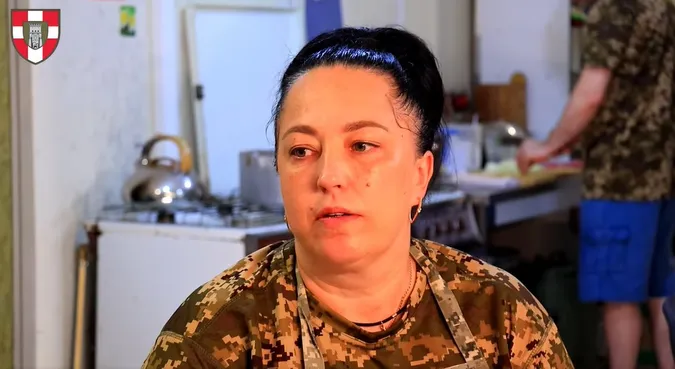 Кухарка 2 мехбату 100 ОМБр – Олена